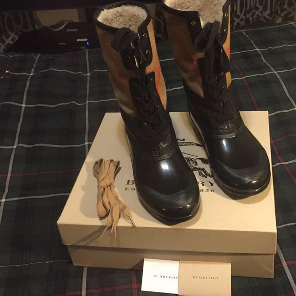 Burberry Shoes - Burberry Danning House Checkered Boots